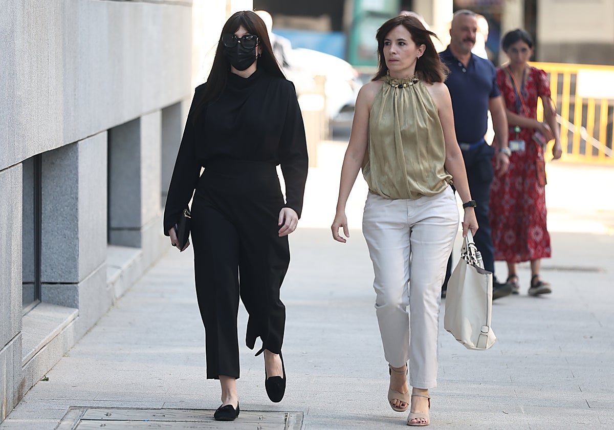 La exnovia de Ábalos decide no declarar como investigada por malversación
