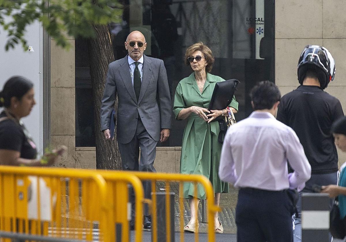 Julio Martínez asegura que fue Zapatero quien le abrió las puertas de Venezuela y le presentó a Delcy Rodríguez