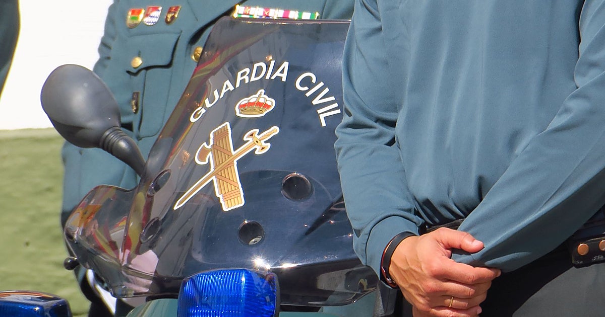 Procesan a un teniente coronel por liderar una red de desvío de dinero de la Guardia Civil