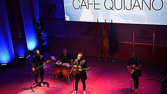 Una feria taurina solidaria y un concierto Café Quijano en las fiestas de Santiago Apóstol en Villalba