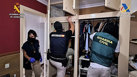 Operación JOKER:  21 detenidos, más de 300 kilos de cocaína intervenidos y armas de fuego