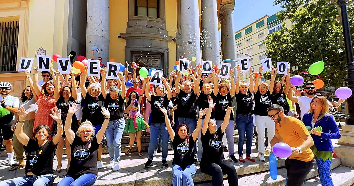 La Universidad de Granada vuelve a recurrir al humor para despedir el curso y crea una canción del verano