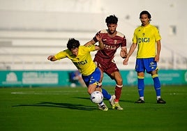 La victoria del Córdoba CF ante el Cádiz en El Palmar, en imágenes