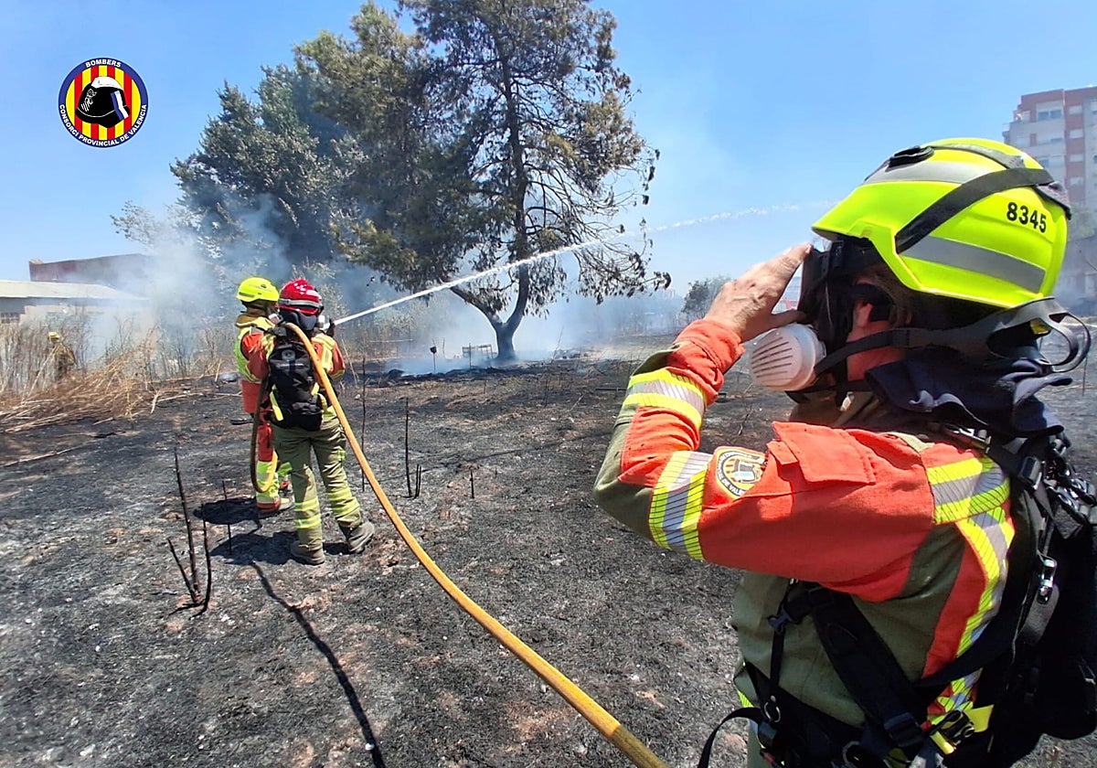 Hallan muerto a un hombre de 78 años en el incendio de Manises