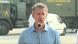 Feijóo destaca coordinación y compromiso de los operativos en incendios y pide no "tensionar"
