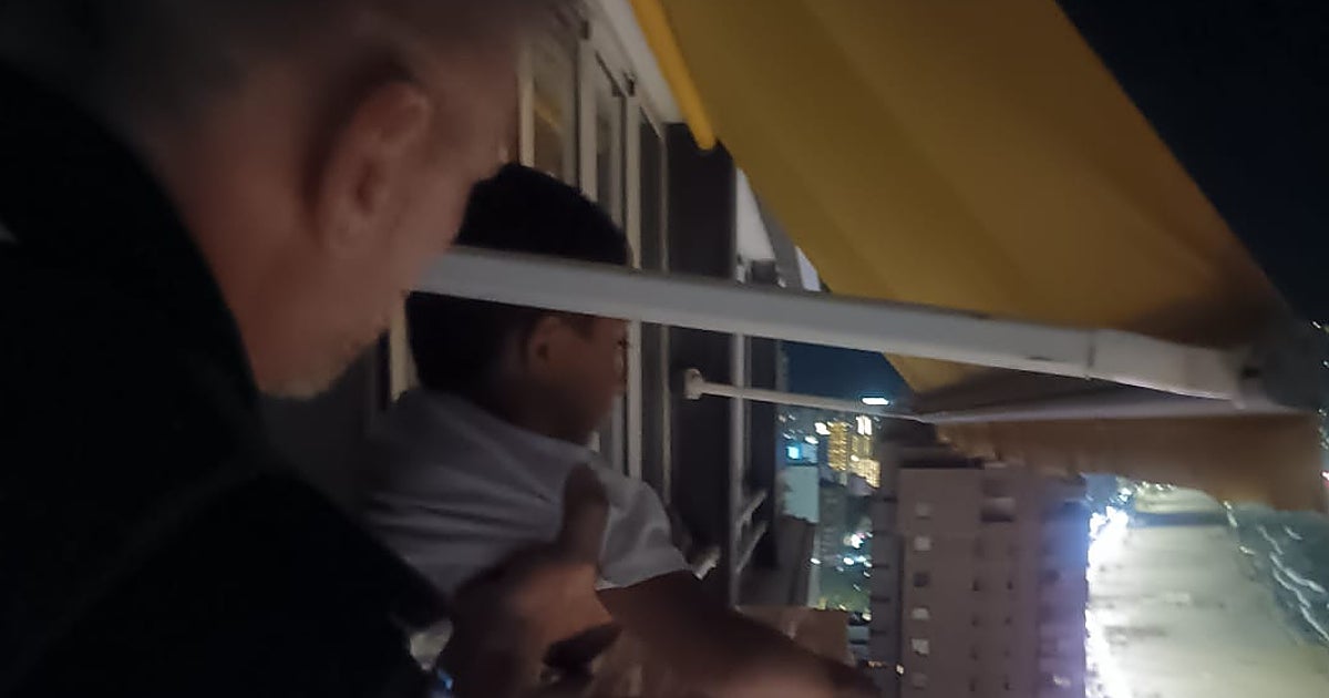 Rescate extremo en Benidorm: un niño de ocho años es salvado del piso 21 de un edificio
