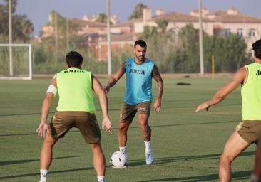 Los pupilos de Iván Ania ya se encuentran en Oliva para afrontar una semana clave de pretemporada
