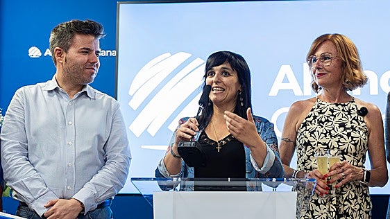 Ripoll contrata a una hija de Sílvia Orriols como policía local por la vía de urgencia