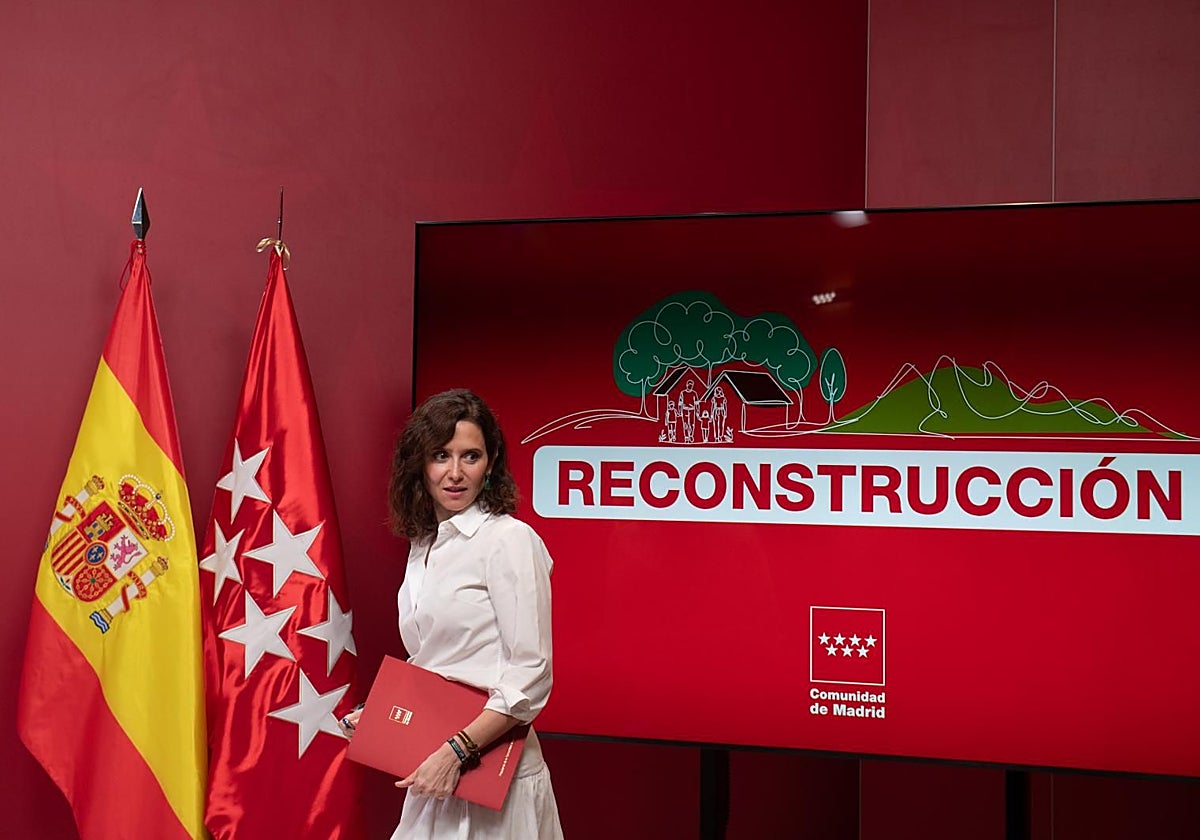 La Comunidad de Madrid adquiere un ático en Chamberí y Ayuso lo enmarca en la reforma de la Real Casa de Correos