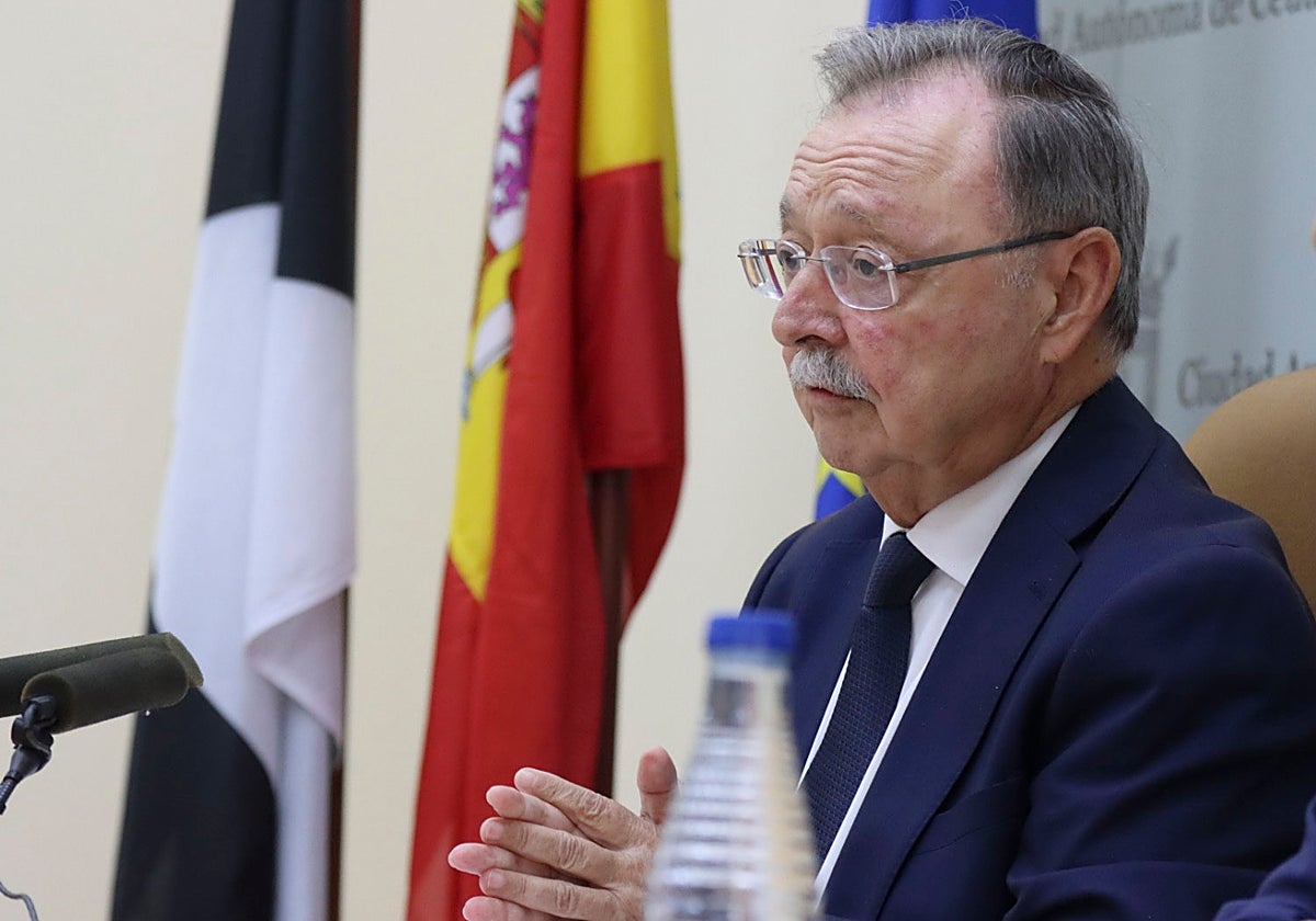 El presidente de Ceuta reclama la «emergencia nacional» ante la presión migratoria sobre la ciudad