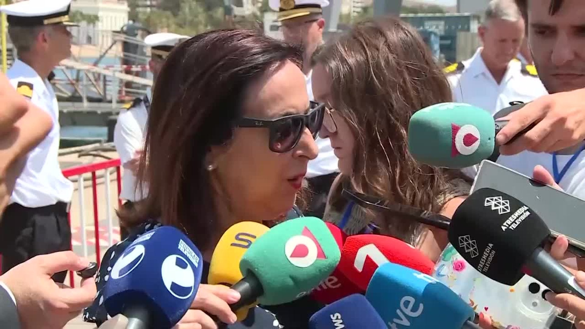 Robles, sobre crisis en Ceuta: "Esto no es una guerra. Son seres humanos  que vienen engañados"