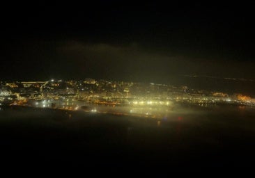 Noche de barricadas con palos y cadenas, el 'no pasarán' de los vecinos de Ceuta