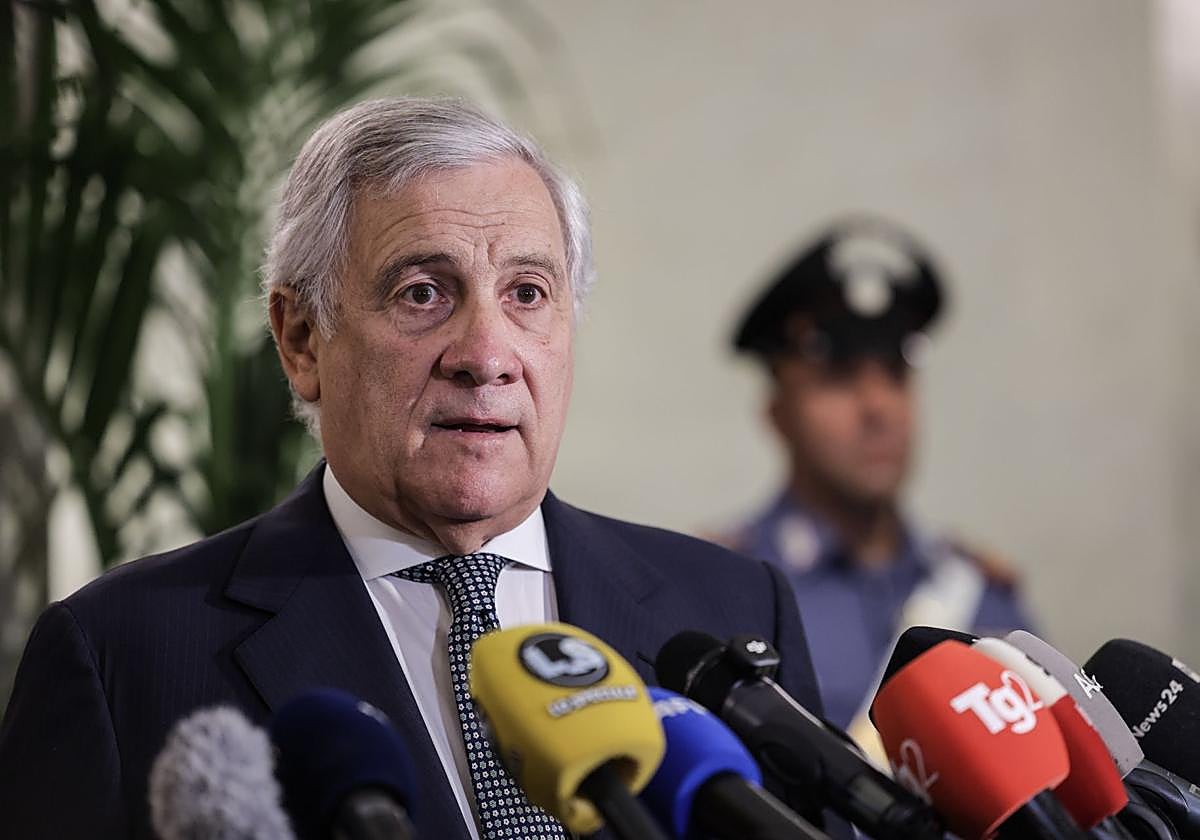 Italia responde a Albares: «La decisión de suspender Schengen es la  correcta»