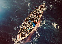 Localizado el cayuco desaparecido en El Hierro, con 133 inmigrantes a bordo, entre ellos seis menores