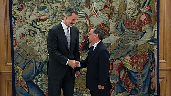 Felipe VI recibirá en Marivent al presidente de Ceuta mientras sigue sin poder visitar la ciudad autónoma