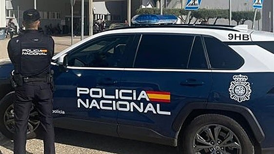 Un hombre mata a su mujer en un centro comercial de Murcia y se da a la fuga