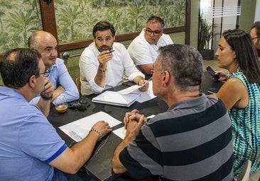 Núñez impulsará una Ley de Comercio Ambulante y llevará la defensa del sector a las Cortes