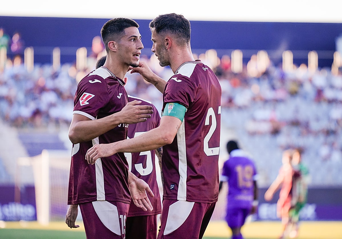 El Córdoba CF muestra su versión más eficaz y se lleva el Trofeo del Olivo ante el Real Jaén (1-2)