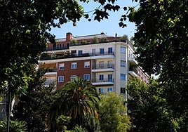 La Comunidad de Madrid pone a la venta el ático de Chamberí por 6,7 millones