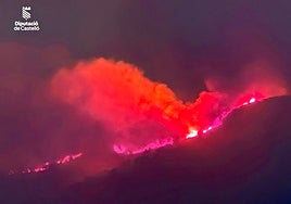 Incendios activos en Castellón: el de Tírig arrasa ya 244 hectáreas y obliga a confinar Catí