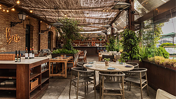 Brisa, el Mediterráneo se sienta a la mesa en el Port Vell