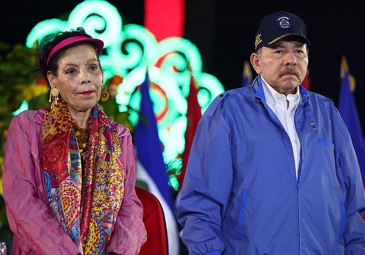 El presidente de NIcaragua, Daniel Ortega, junto a Rosario Murillo, primera dama y copresidenta del país.