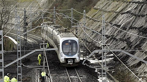 El Gobierno vasco aprobó la reforma de Antxon Alonso en Elgóibar ignorando los daños del tren Bilbao-San Sebastián