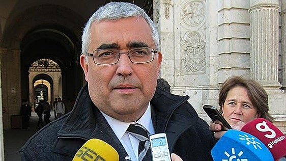 El exconsejero socialista Ramírez de Arellano estalla contra el Gobierno: «Las frivolidades sobran»