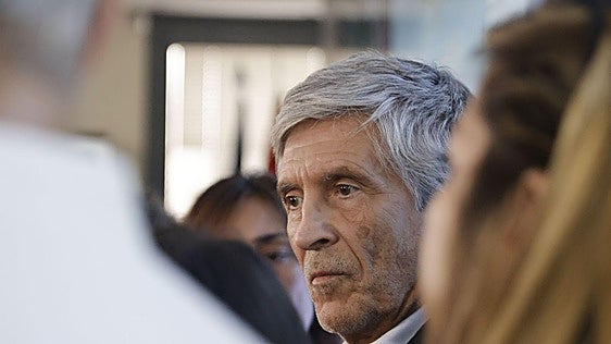 Marlaska ordena pedir la expulsión judicial inmediata para los inmigrantes que cometan delitos en Ceuta