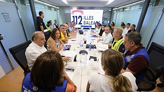 El eclipse empieza a colapsar Mallorca: primeros cortes y accesos restringidos