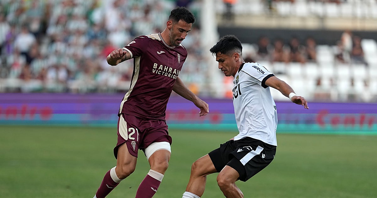 Así está el Córdoba CF en la clasificación tras la derrota ante el Burgos
