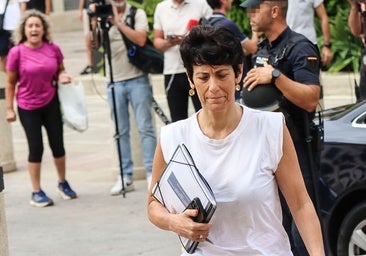 Elma Saiz se instala en Ceuta 18 días después y evita responder sobre el colapso del CETI