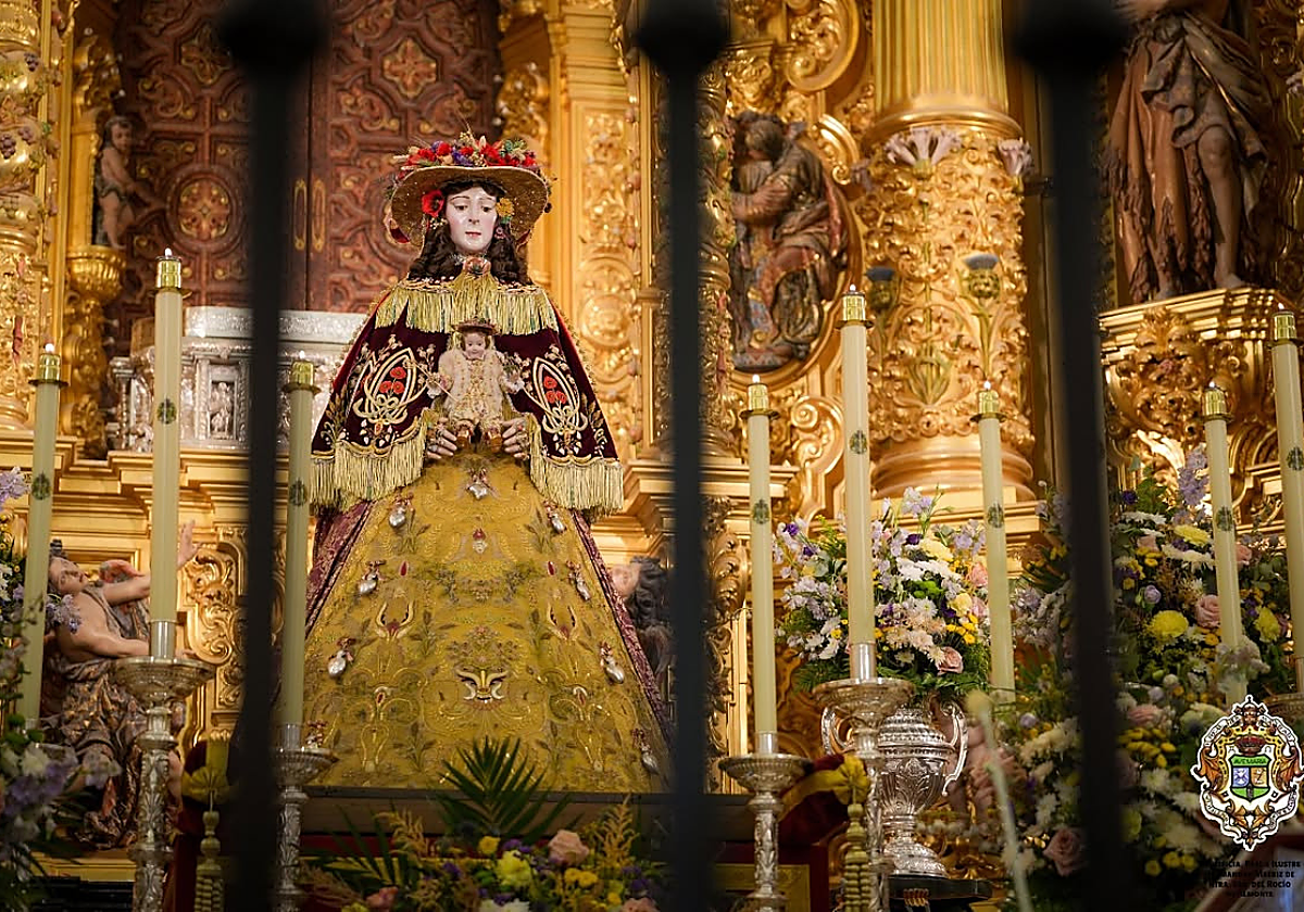 La Virgen del Rocío a la espera de su traslado a Almonte