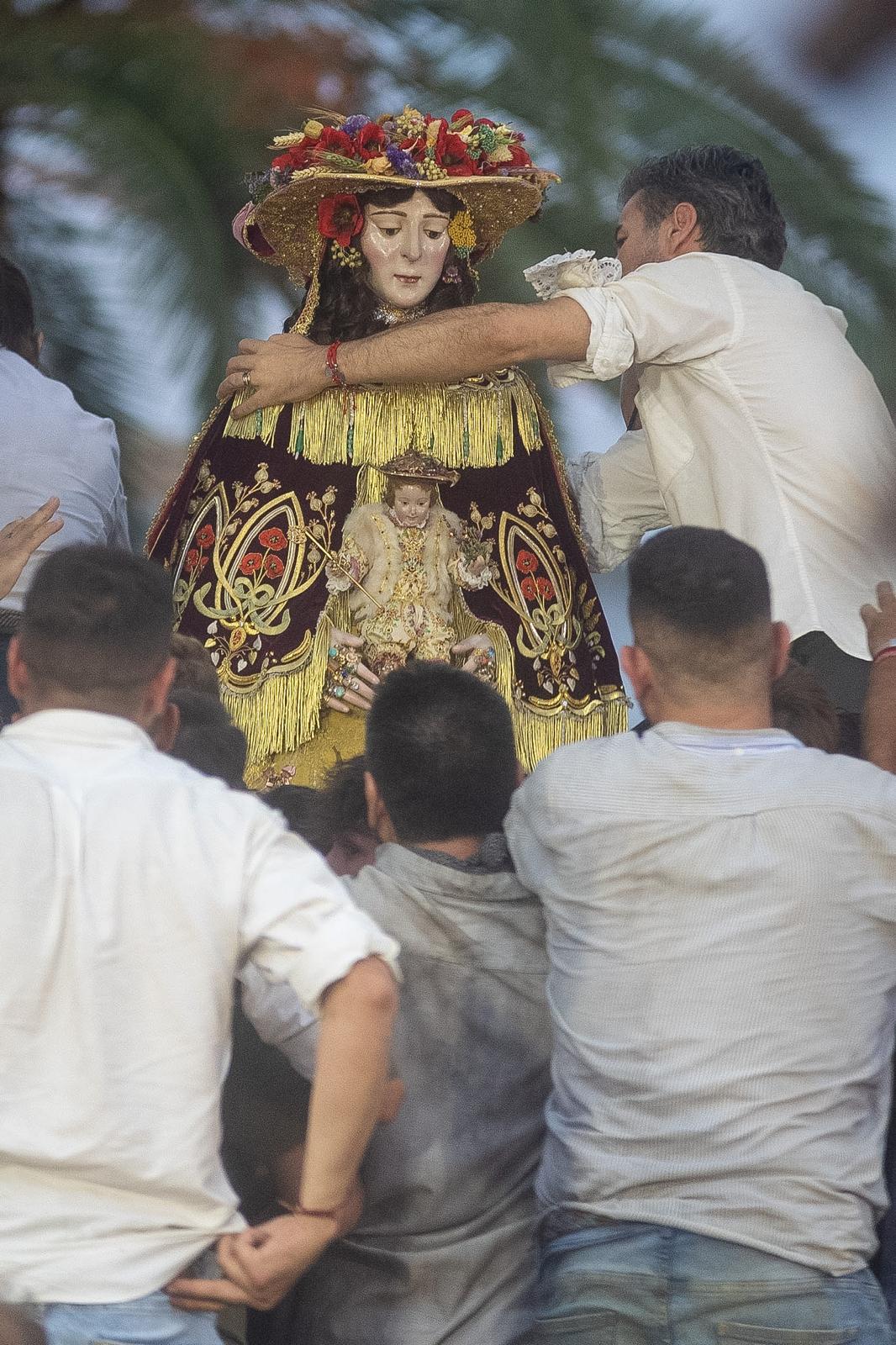 Así ha sido la llegada a Almonte de la Virgen del Rocío