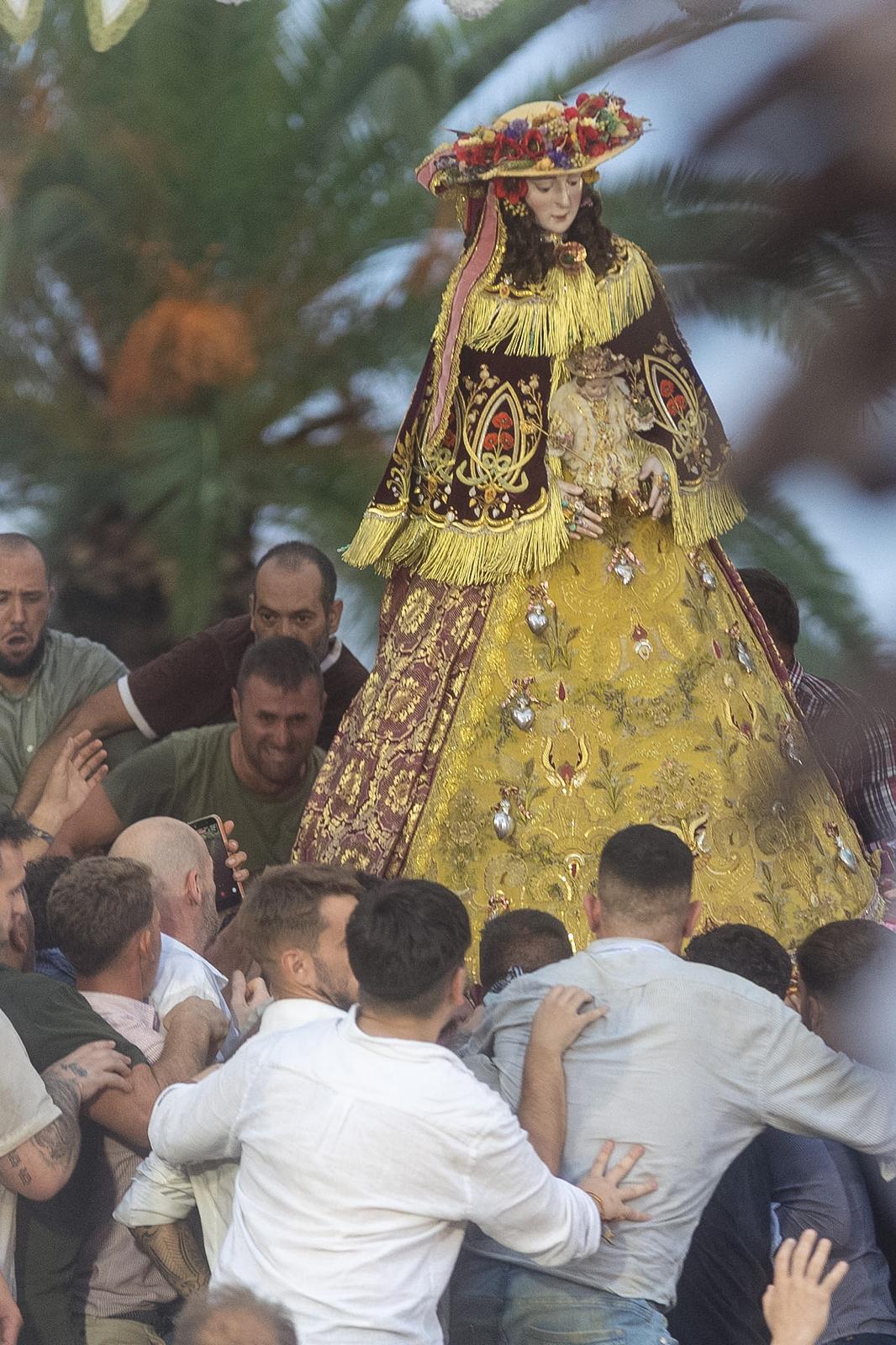 Así ha sido la llegada a Almonte de la Virgen del Rocío
