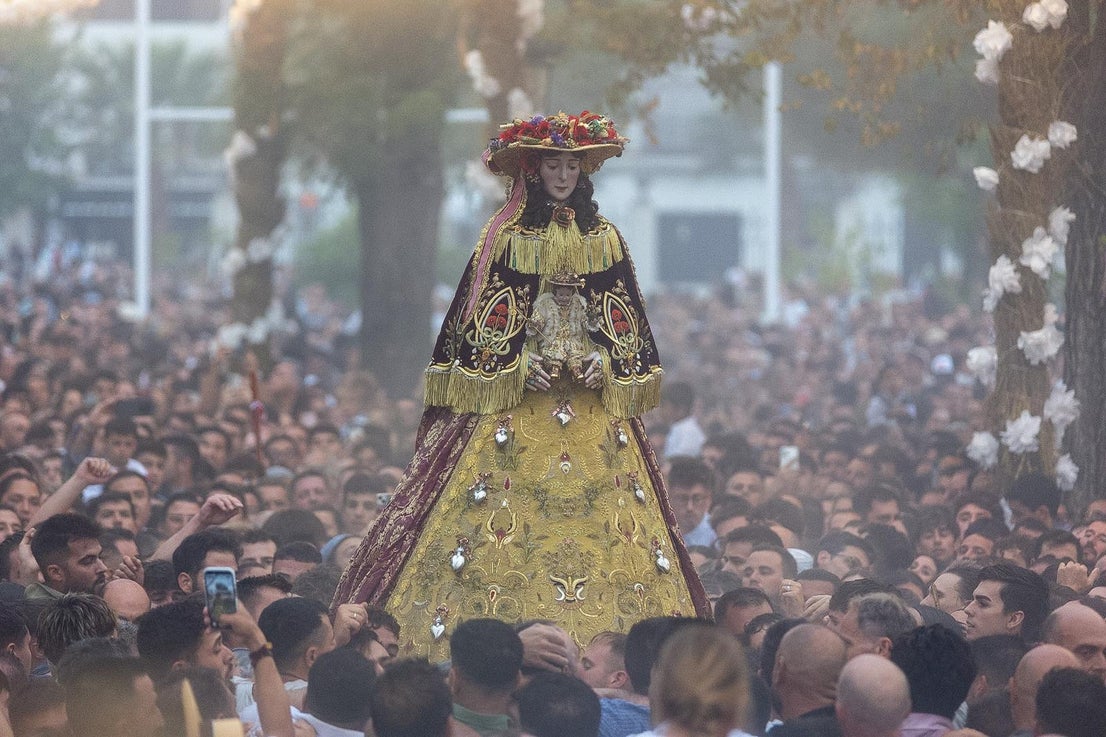 Así ha sido la llegada a Almonte de la Virgen del Rocío