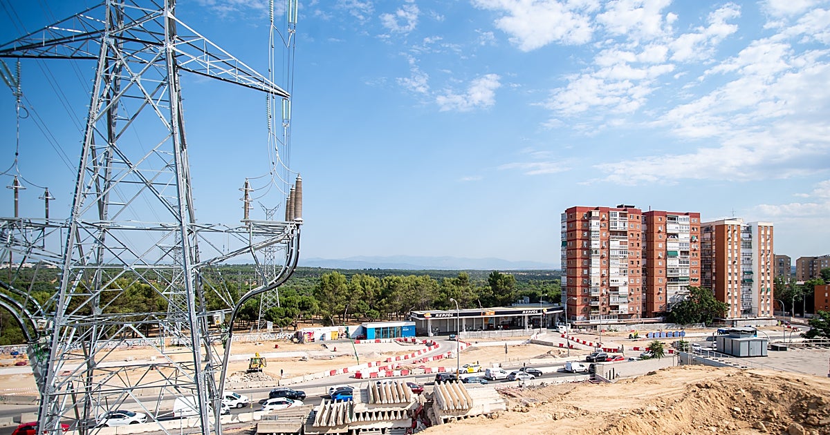 La carretera de Boadilla se adapta al soterramiento de la A-5 y gana espacio peatonal y aparcamiento
