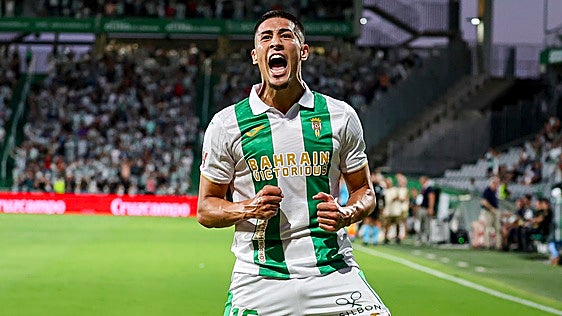 El ascenso meteórico de Víctor Sánchez: de Tercera RFEF a ser goleador del Córdoba CF en Segunda División en menos de un año