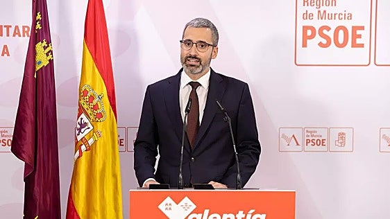 El PP exige la dimisión del delegado del Gobierno en Murcia por «no ser capaz» de parar la llegada de pateras a la región