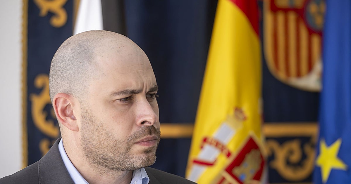 La delegación del Gobierno defiende a Marlaska y desmiente la versión de Robles sobre la información del CNI