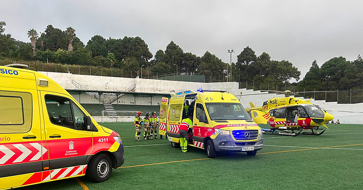 En estado crítico un motorista tras salir despedido en una colisión con un coche en Tenerife