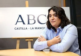 Carlos Muñoz ha publicado cuatro novelas desde los nueve años.