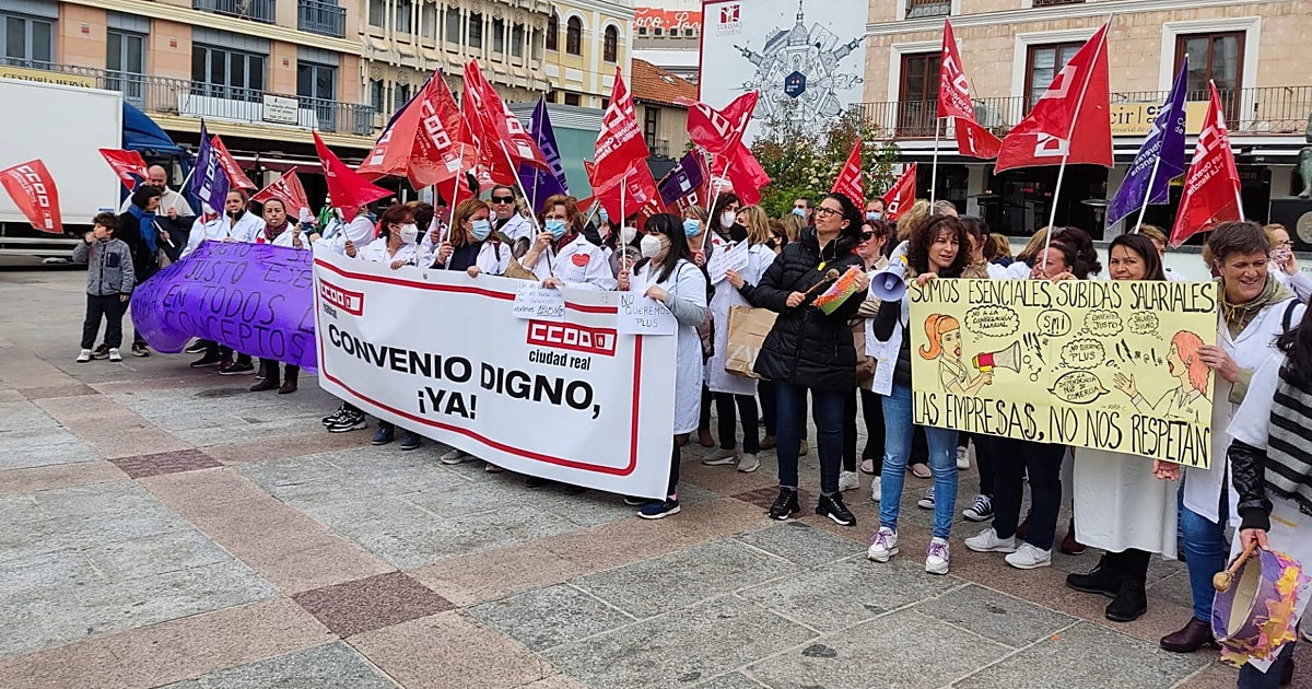 CCOO no descarta movilizaciones en septiembre por el bloqueo del convenio de ayuda a domicilio de Ciudad Real
