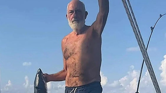 La «desesperada»  lucha por encontrar al empresario burgalés que cayó al mar