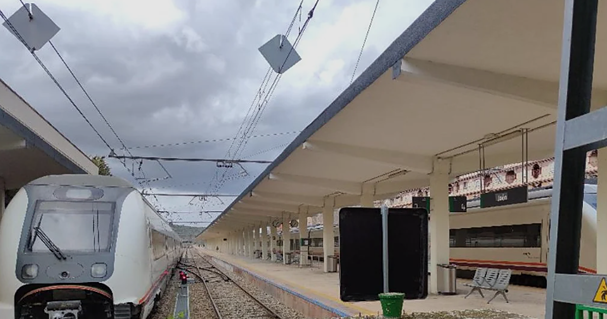 Renfe reduce aún más la conexión con Jaén desde septiembre: autobuses en vez de trenes