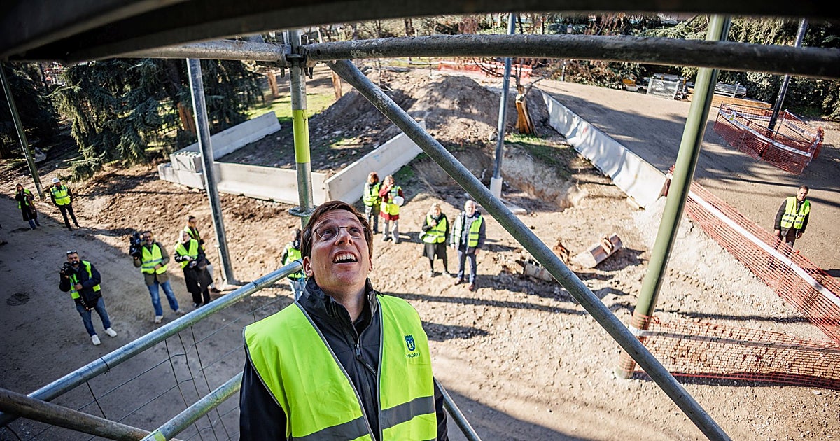 Almeida remata las grandes obras con una oposición sumida en cismas internos