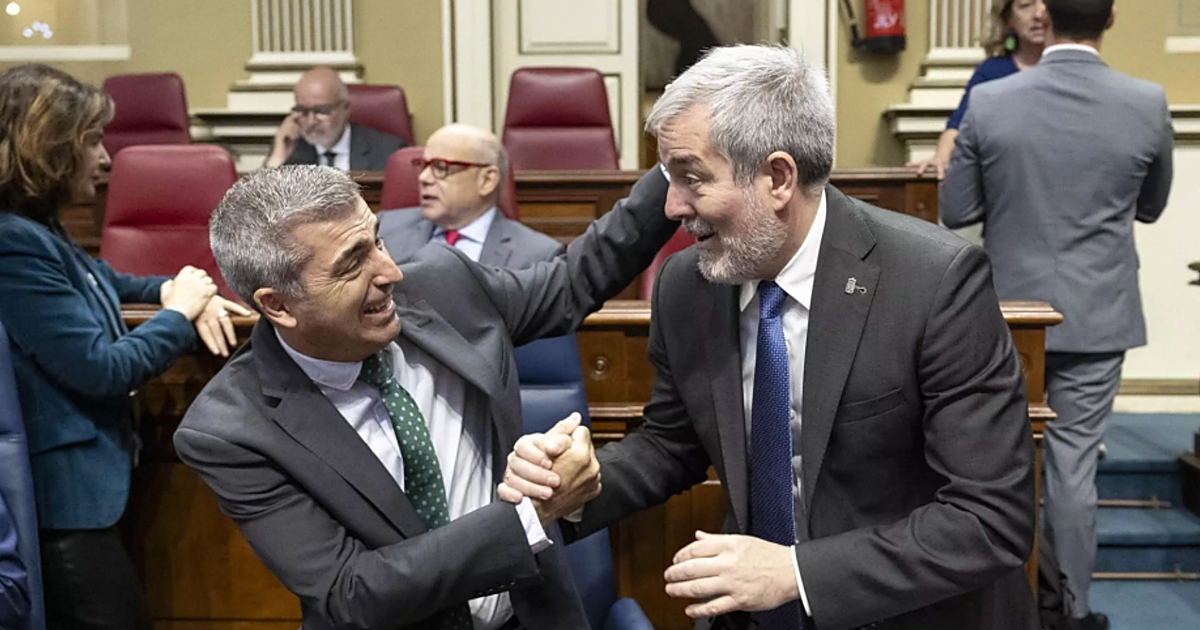Clavijo se confiesa «encantado» con el pacto CC-PP en Canarias aunque cree que es «pronto» hablar de futuras alianzas