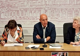 El alcalde socialista de León se vuelve a desmarcar de Ferraz, ahora por Ceuta
