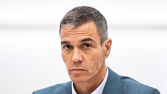 Sánchez abre otra crisis en política exterior por sus acusaciones a Rusia e Israel