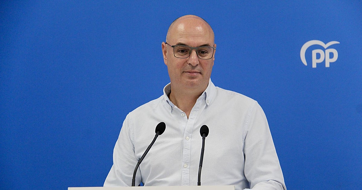 El PP exige a Page que «deje de amagar» contra Sánchez y se moje con Ceuta